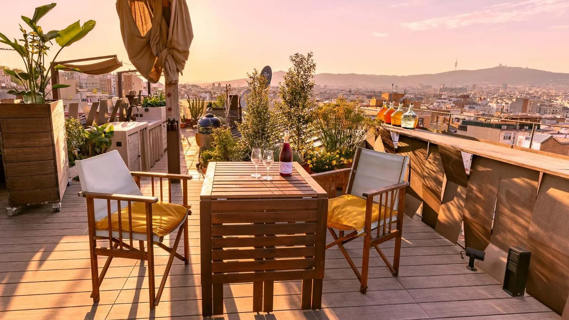 Apartment With Terrace Views Of Bcn Barcelona