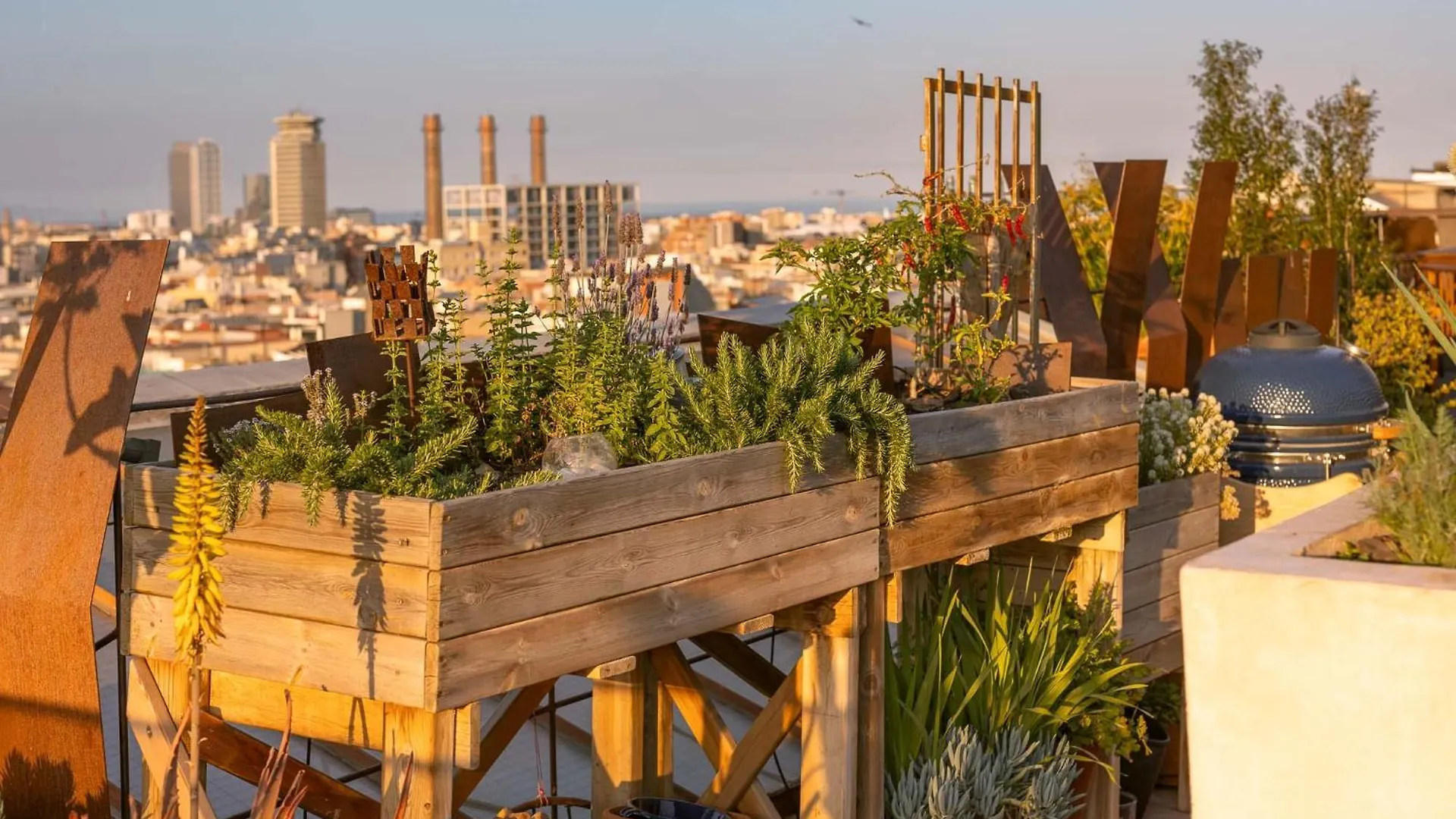Apartment With Terrace Views Of Bcn Barcelona